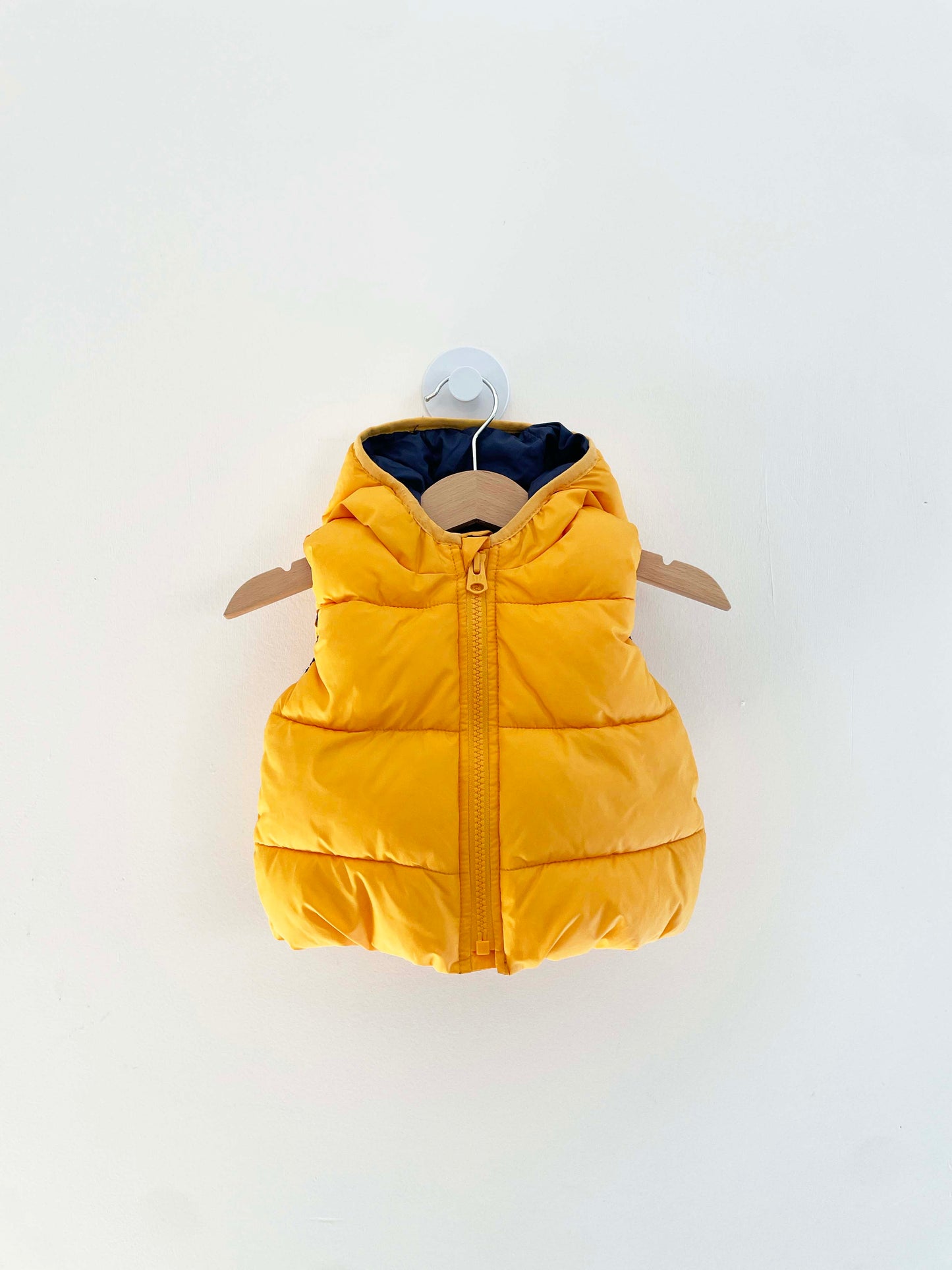 Baby Gap Puffer Vest / 0-6M