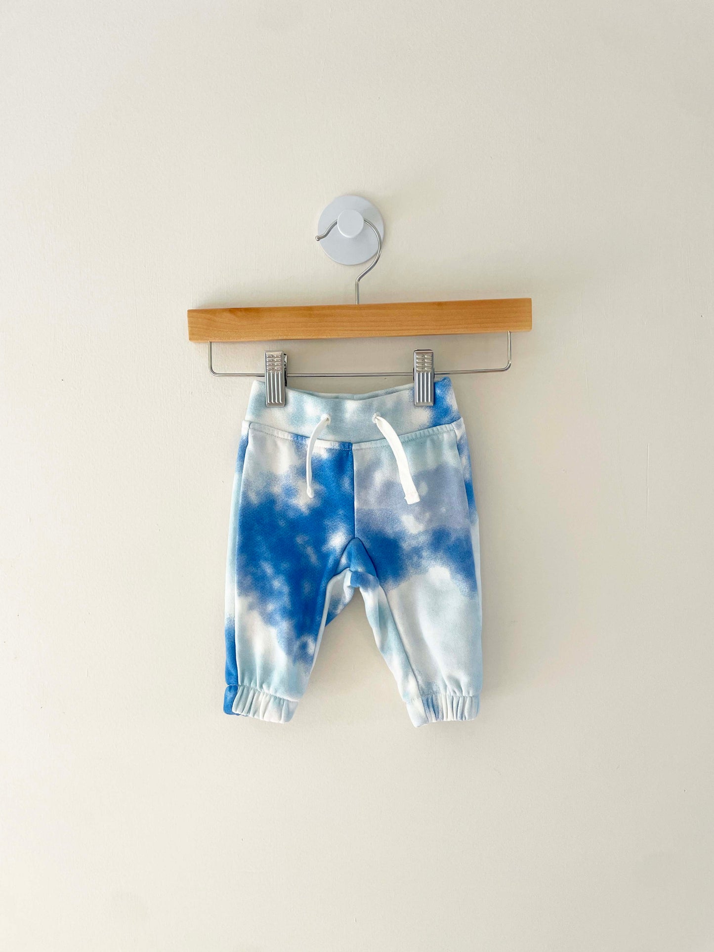 Baby Gap Tie Dye 2-Piece Sweatshirt + Sweat Pant Set / 0-3M