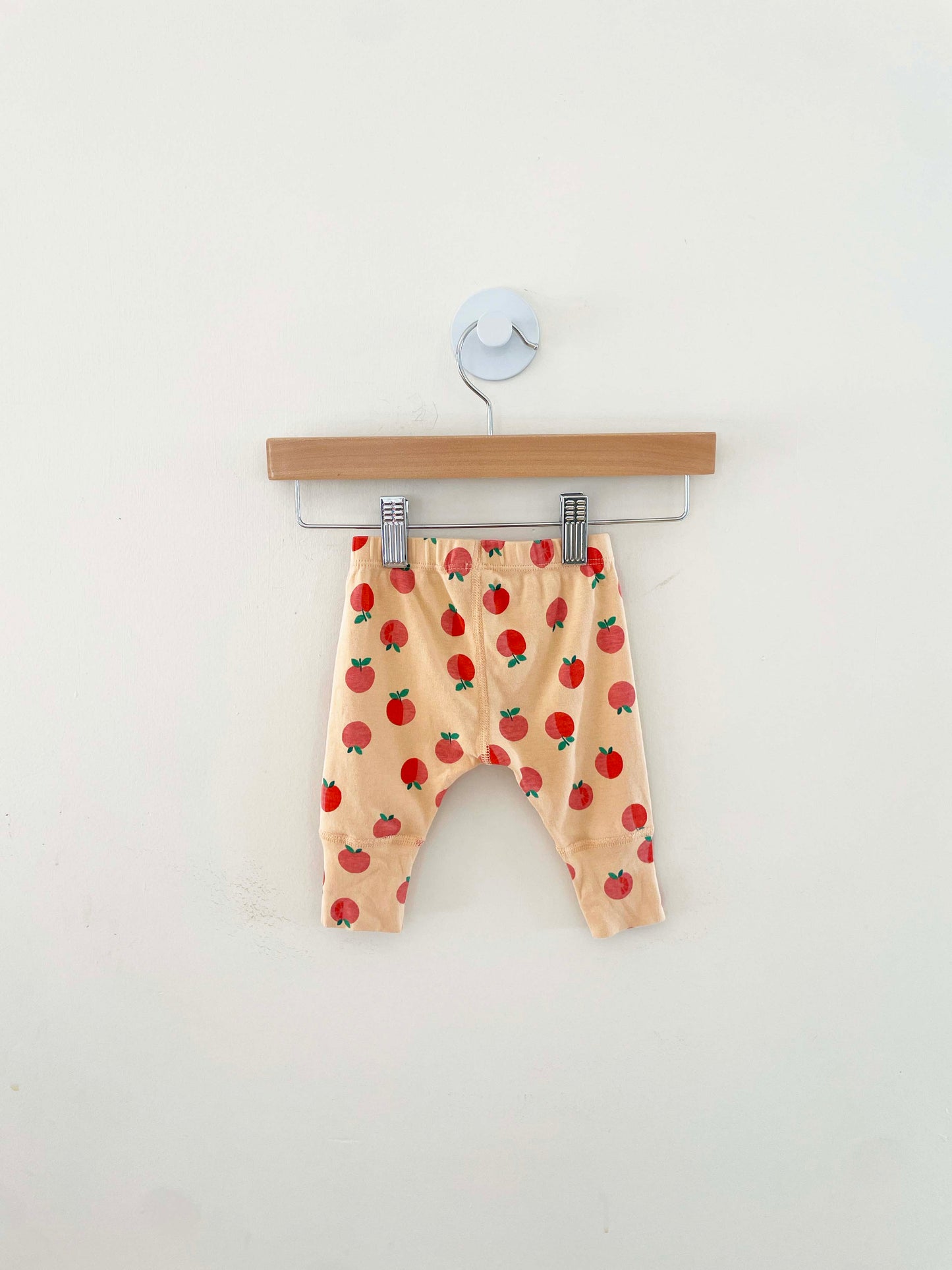 Hanna Andersson Apple Legging / 0-3M