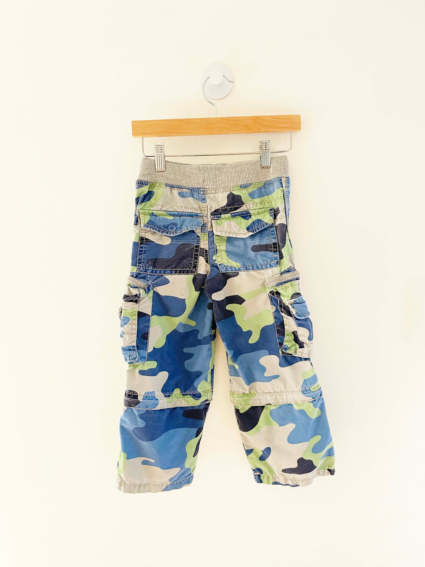 Mini Boden Camo Convertible Pants / 5Y