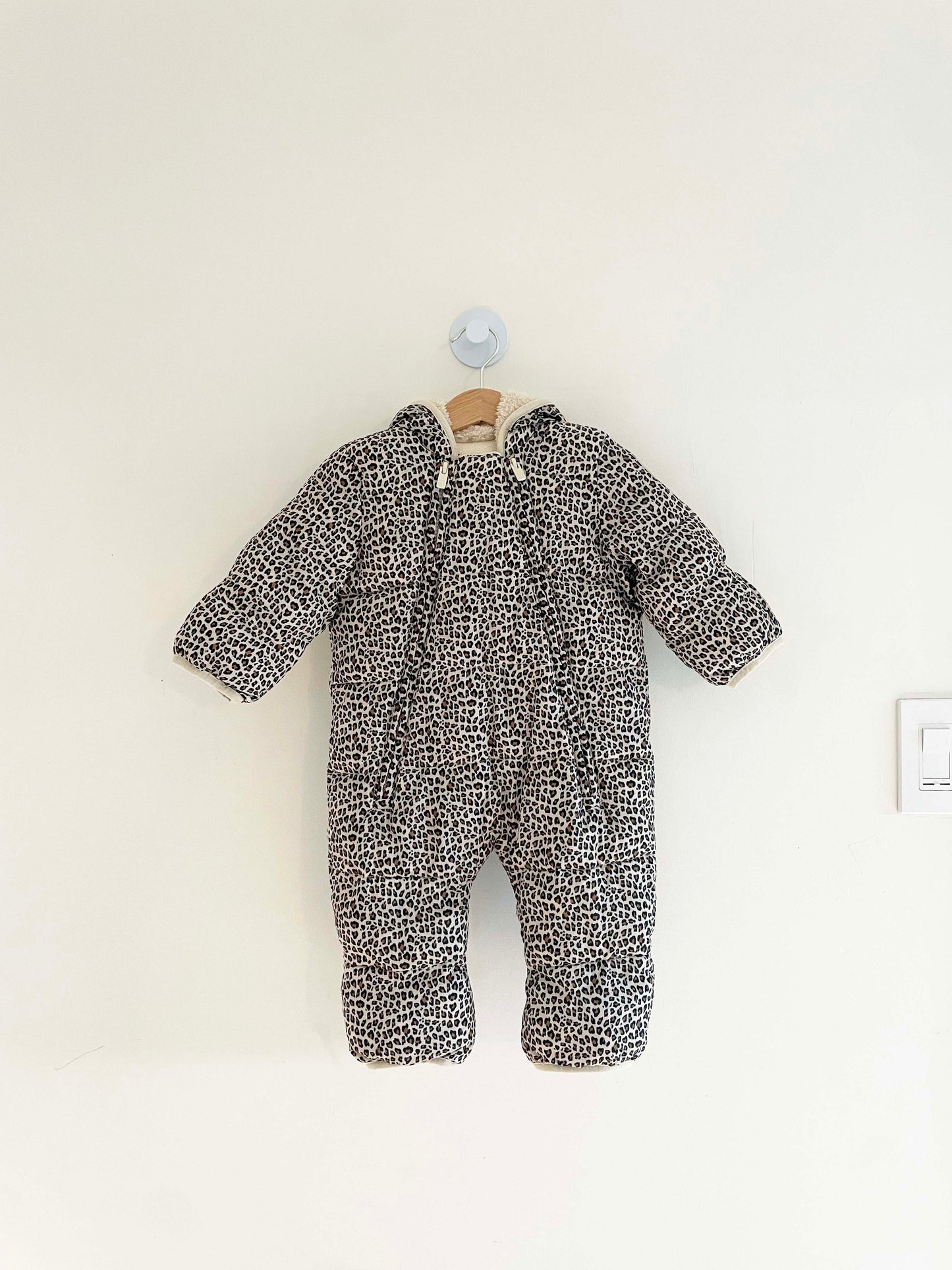 Baby Gap Puffer Snowsuit / 0-6M