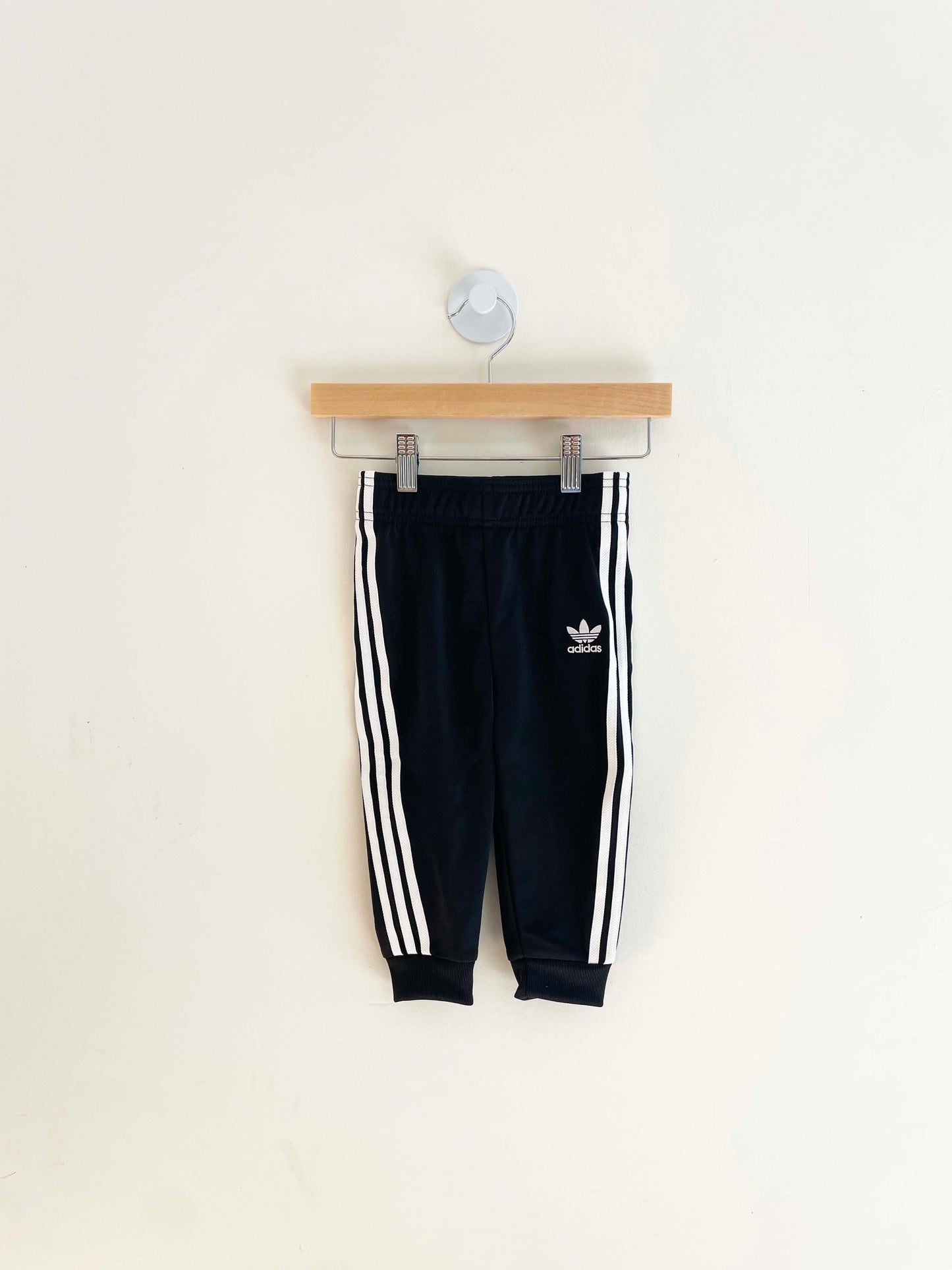 Adidas 2-Piece Tracksuit / 18M
