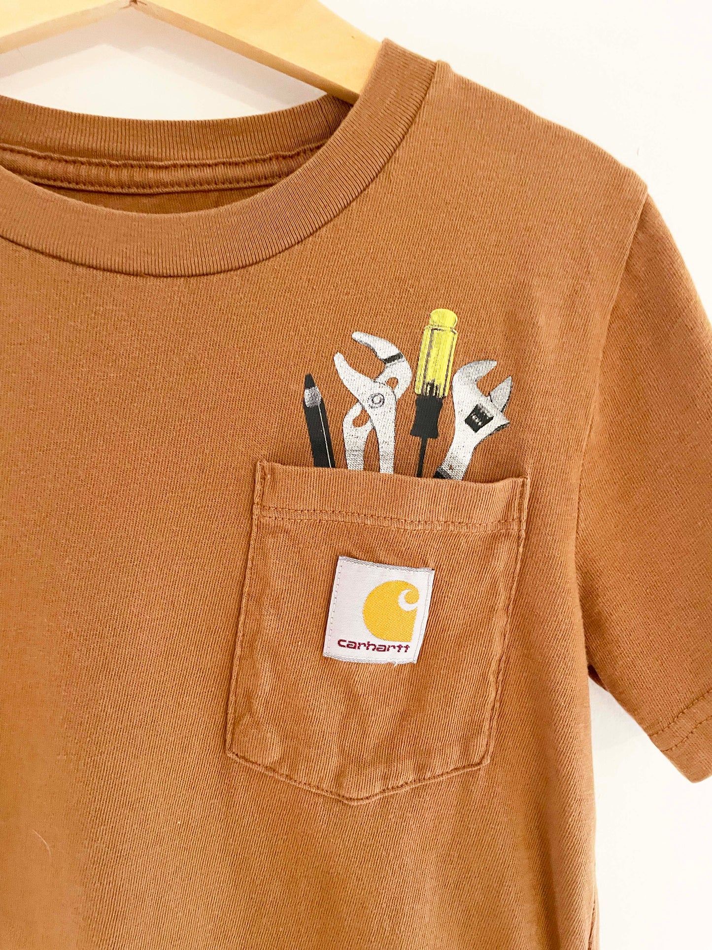 Carhartt Pocket Graphic T-Shirt / 6Y