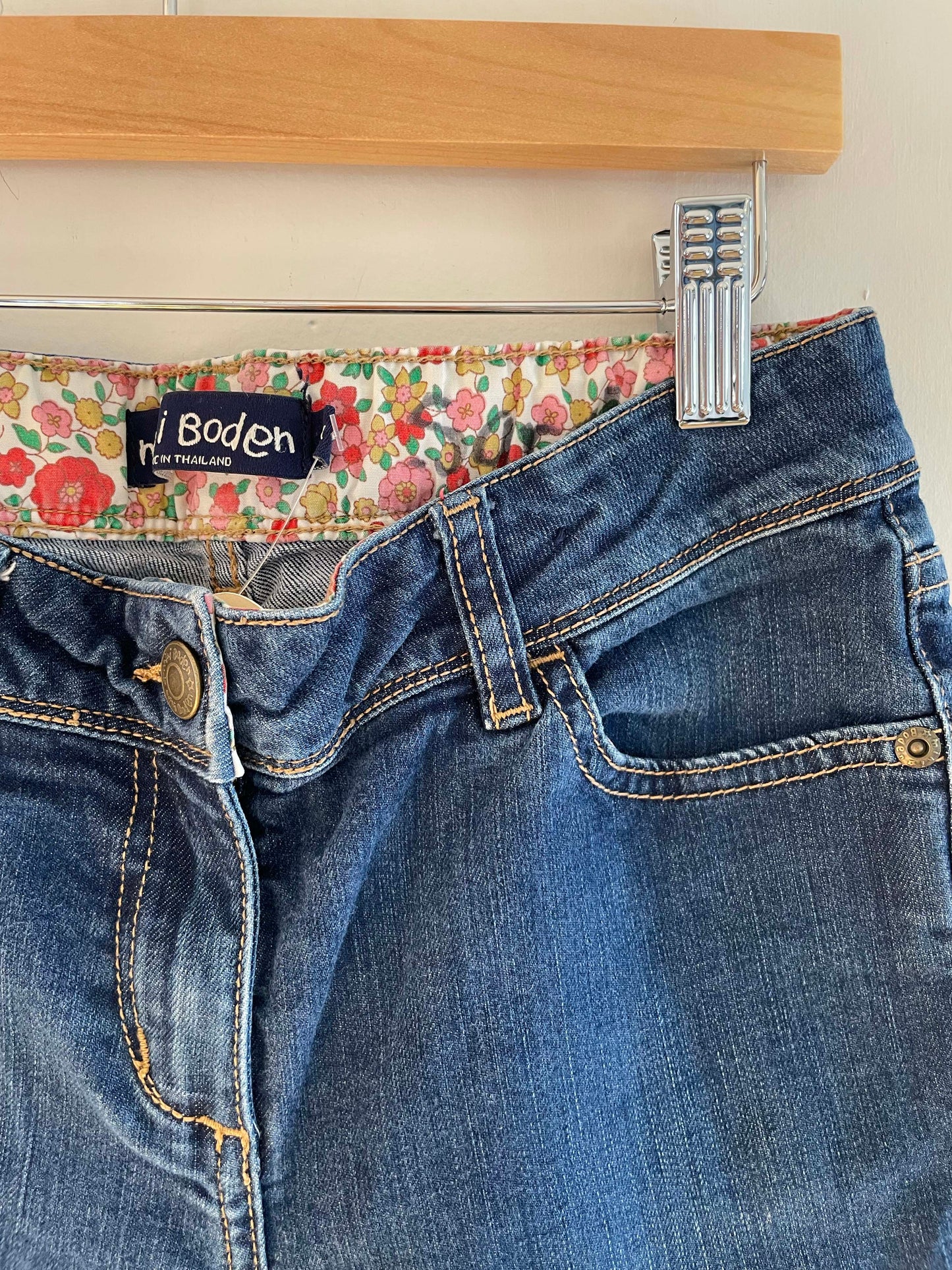Mini Boden Floral Lined Cropped Jeans / 11Y