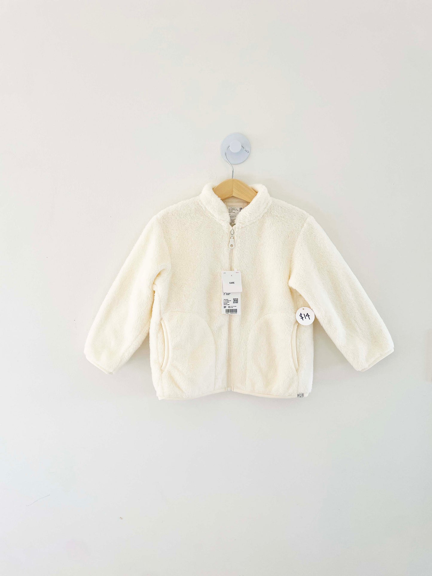 Uniqlo Fluffy Yarn Fleece NWT / 3Y
