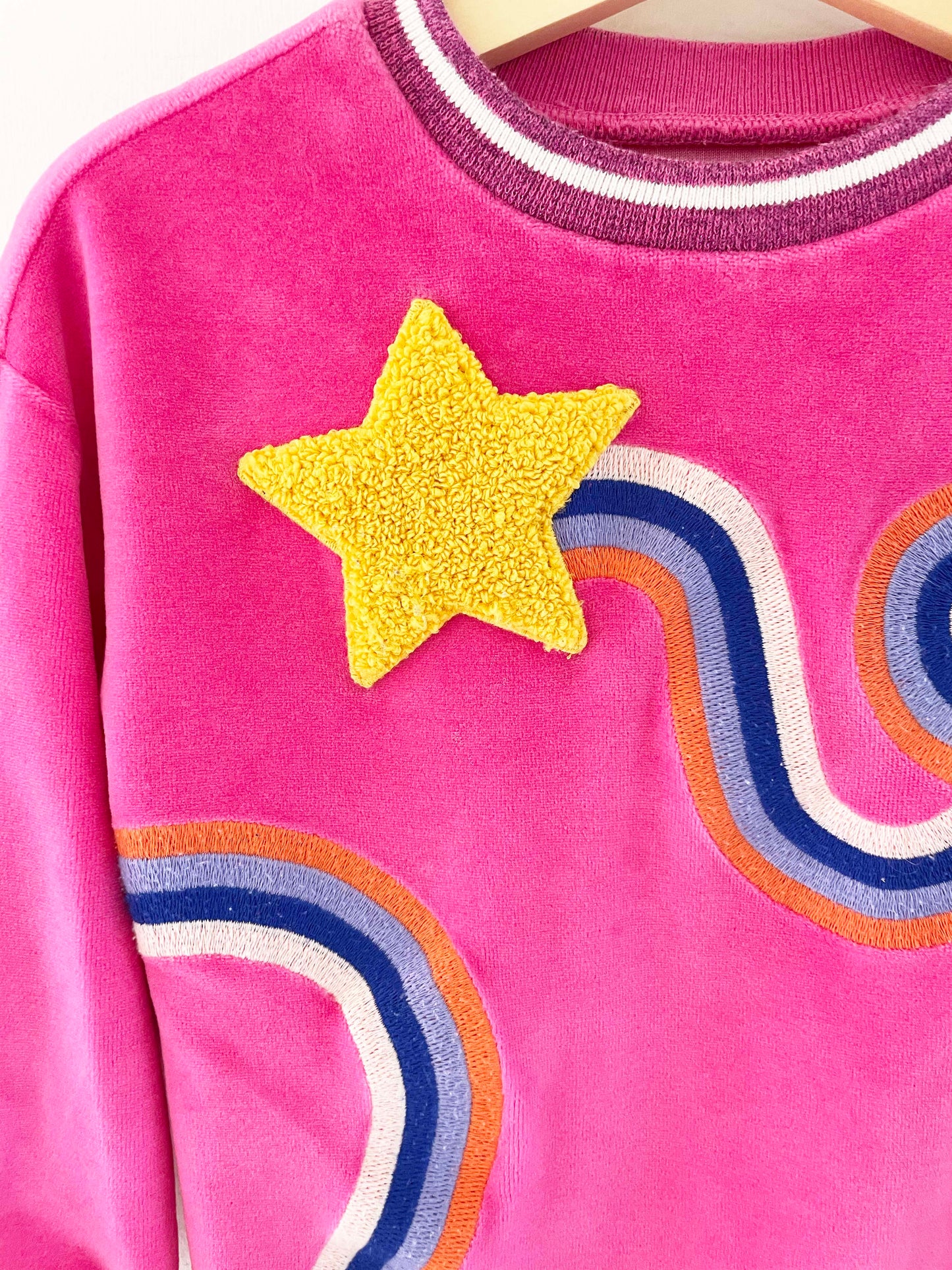 Tucker and Tate Star Sweatshirt / 2-3Y