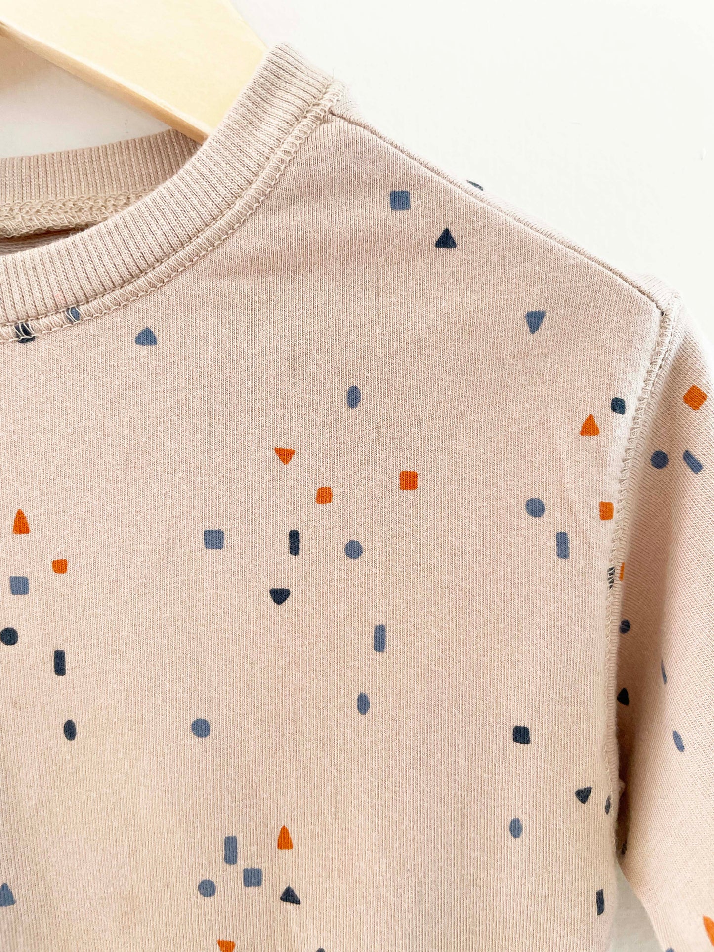 Easy Peasy Abstract Shapes Top / 0-3M