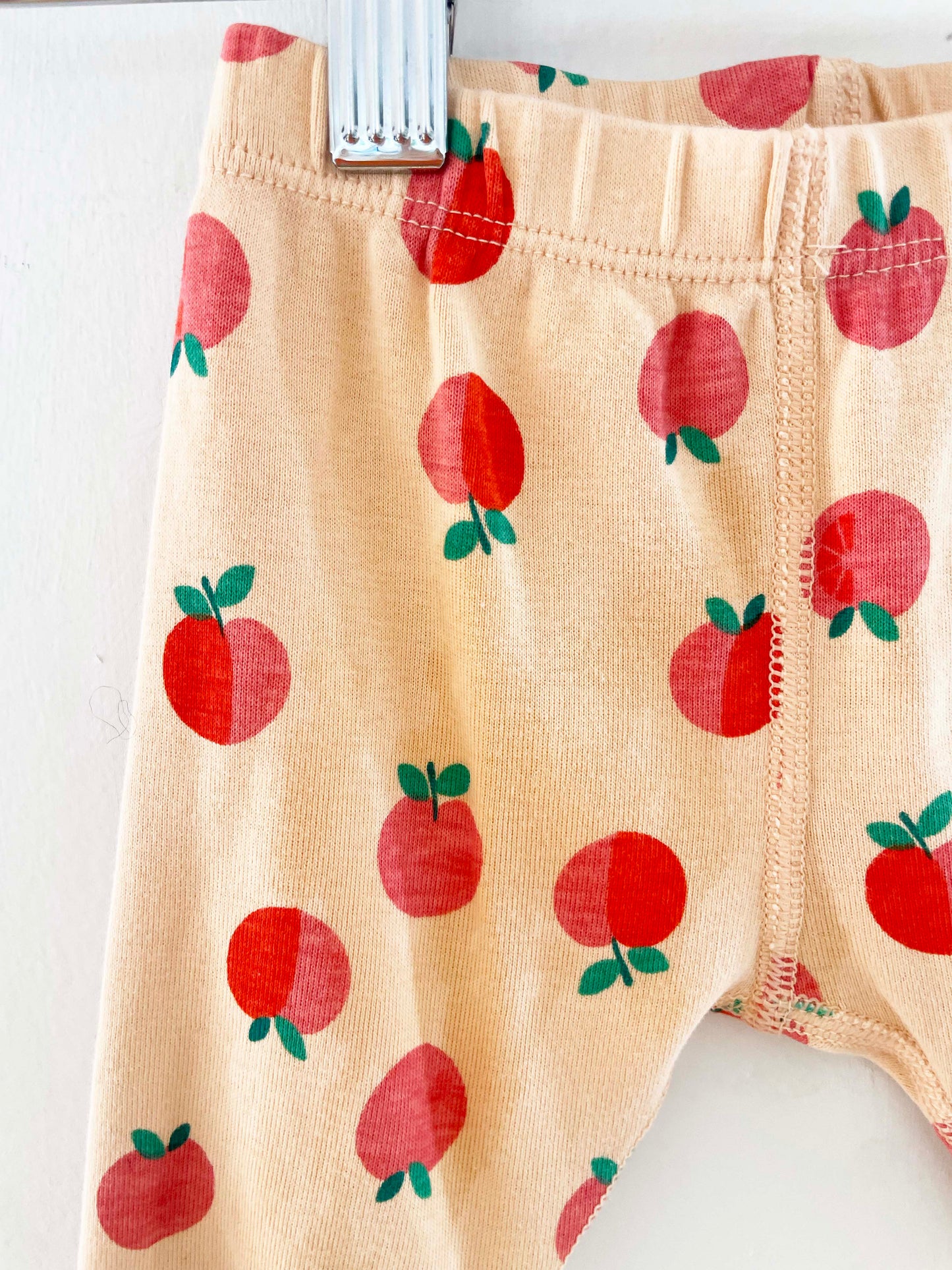 Hanna Andersson Apple Legging / 0-3M