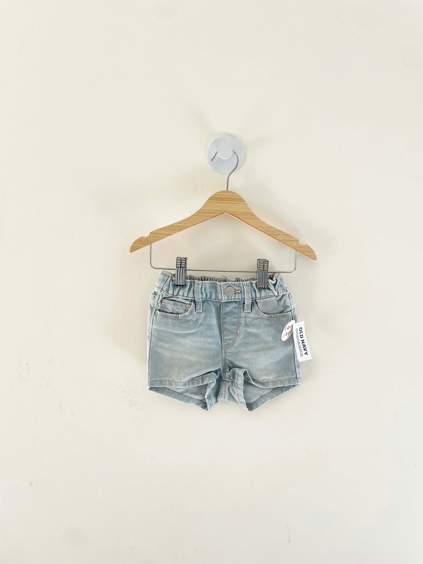 Old Navy Denim Shorts / 12-18M