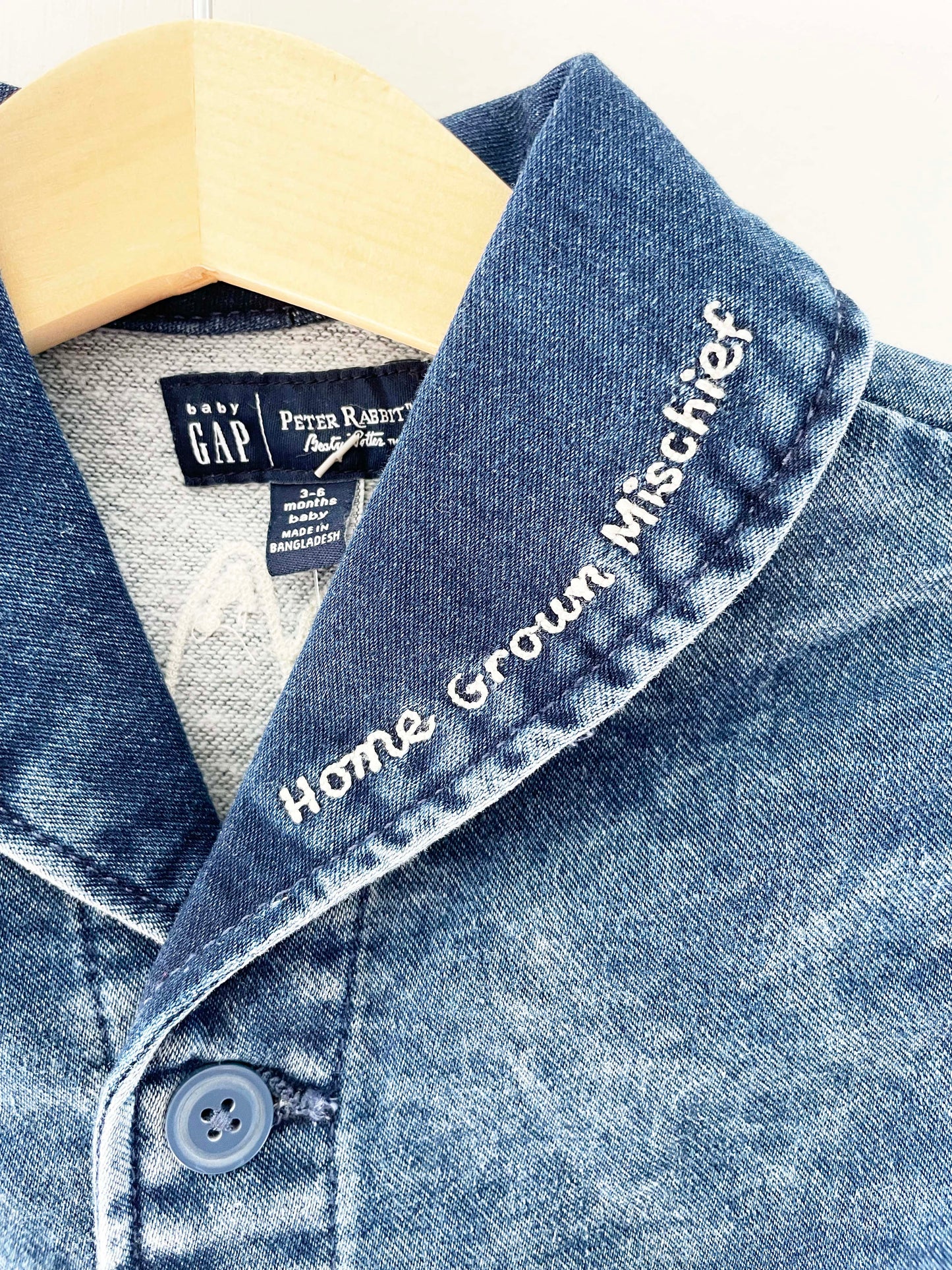 Baby Gap x Peter Rabbit Cardigan / 3-6M