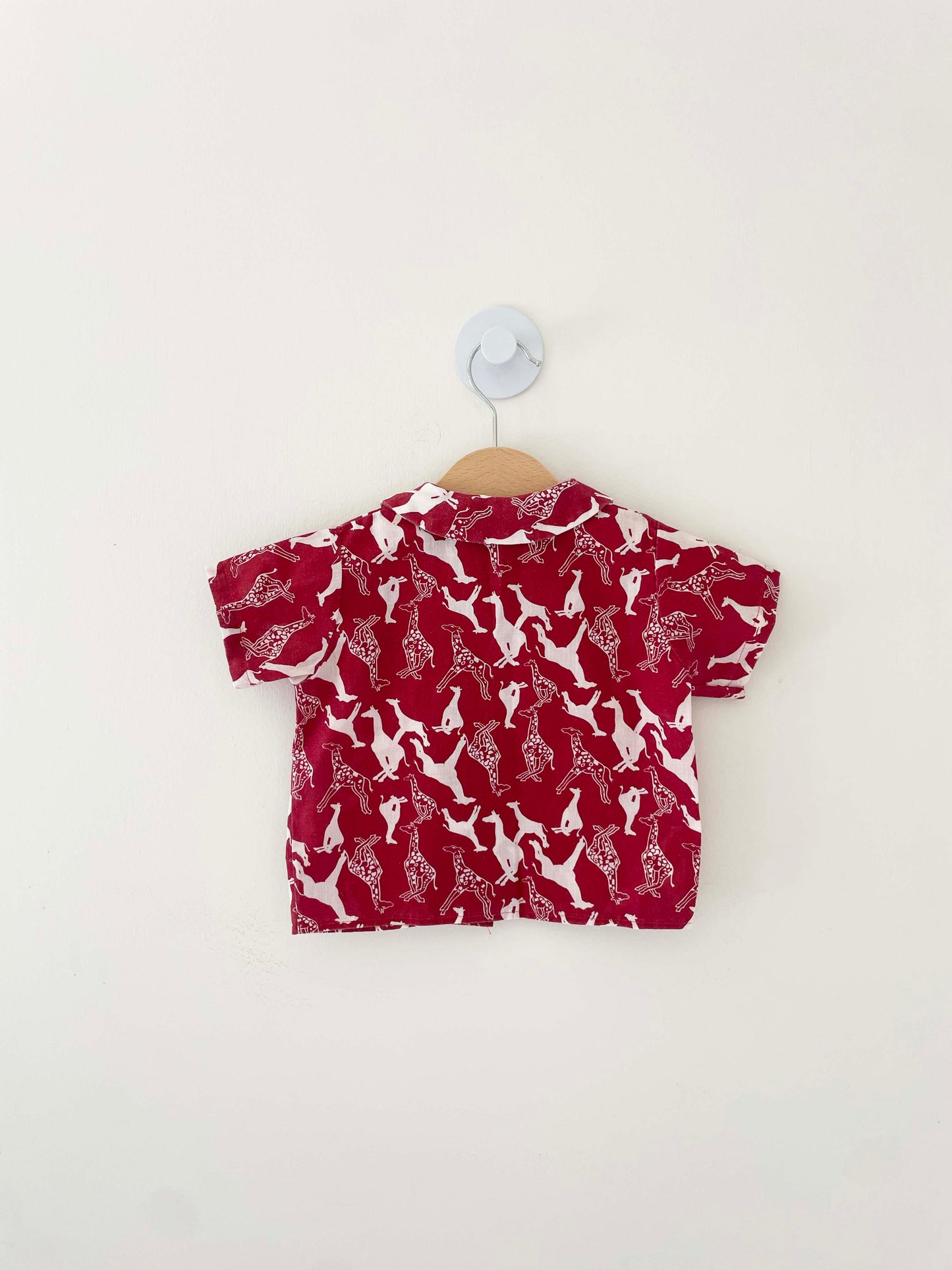 Healthtex Giraffe Shirt / 12M